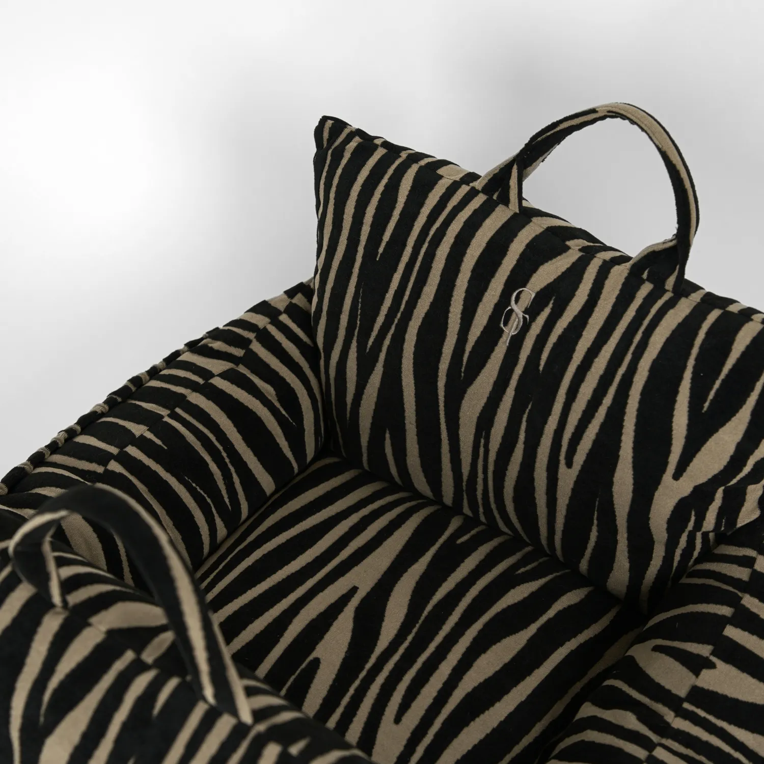 Staey Lara Bilsæde Zebra 2.0 58x58 cm – 3-i-1