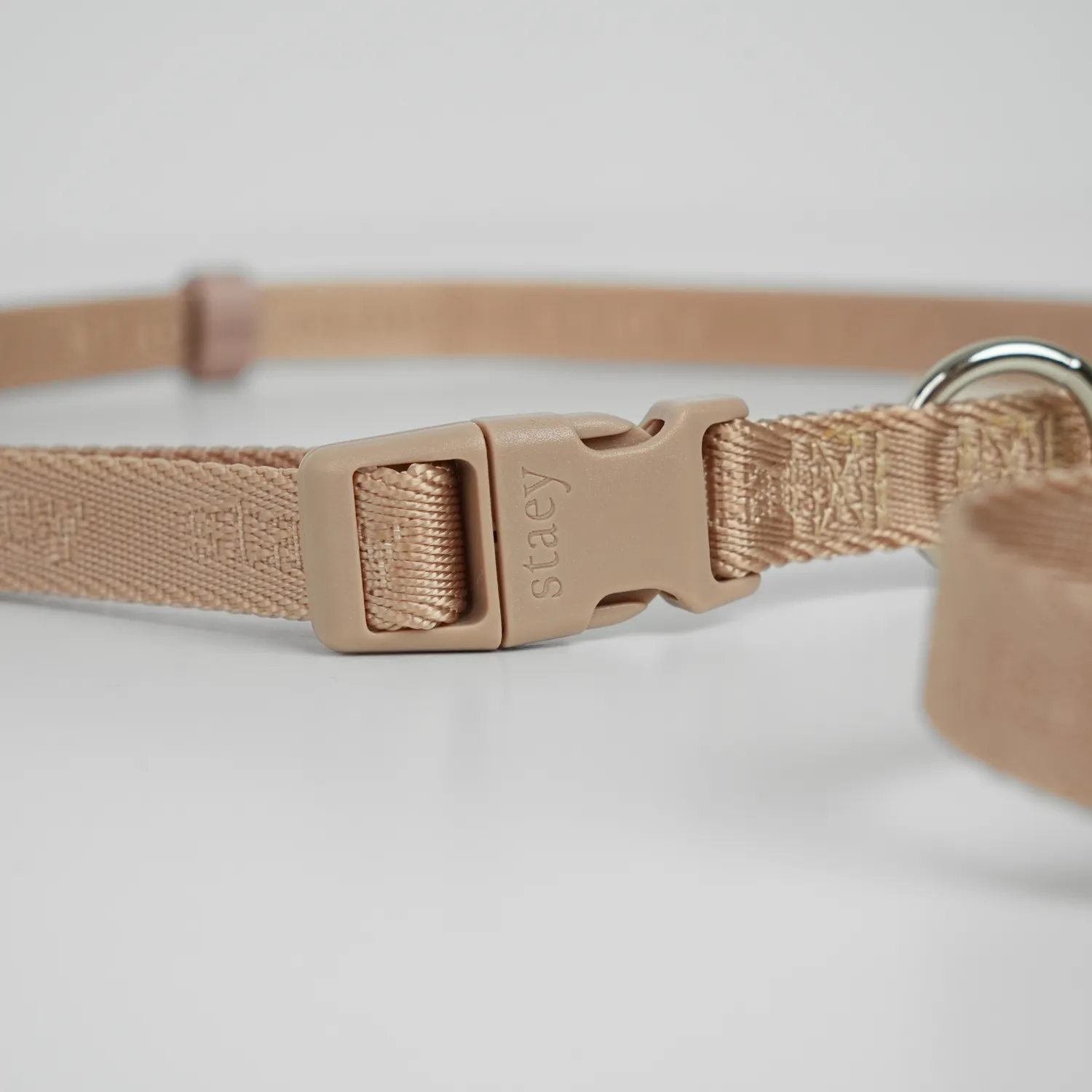 Staey Håndfri hundesnor light rose justerbar