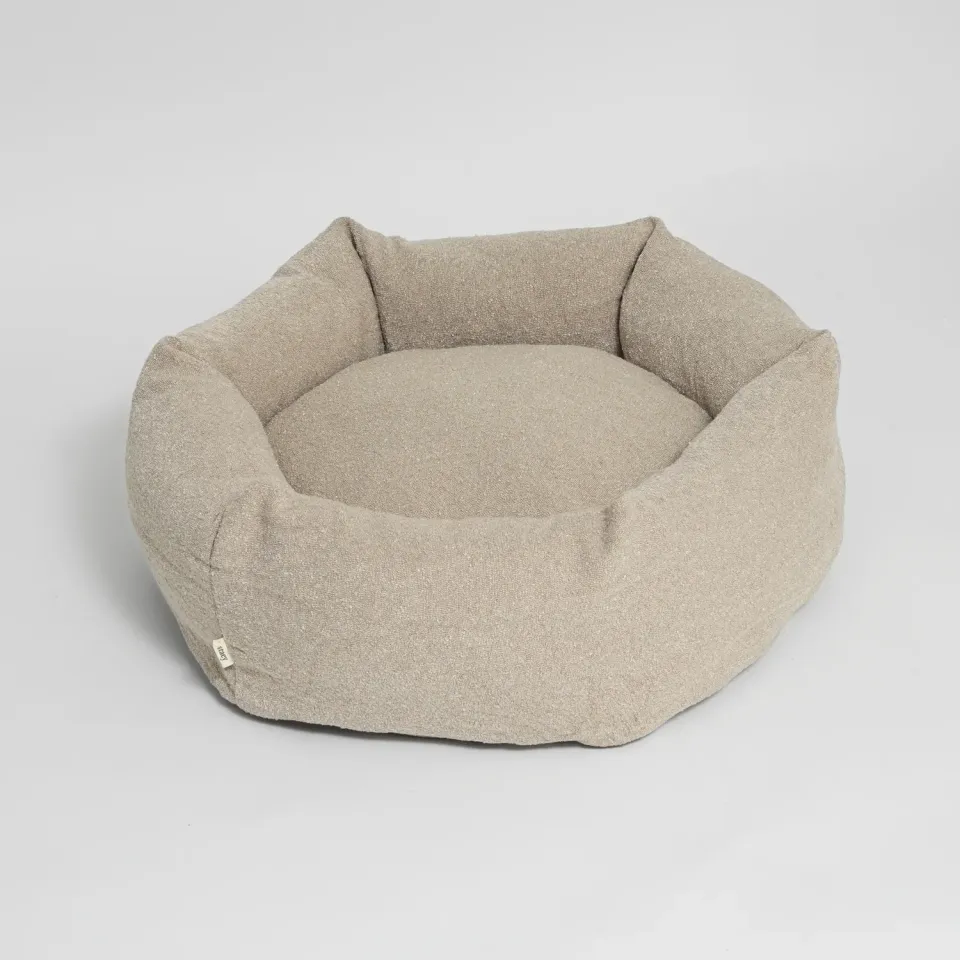 Staey Luna 3.0 hundeseng bouclé Oat sekskantet