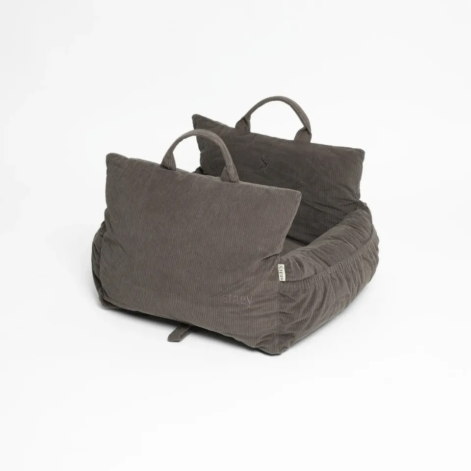 Staey Lara bilsæde corduroy 3-i-1 til 18 kg