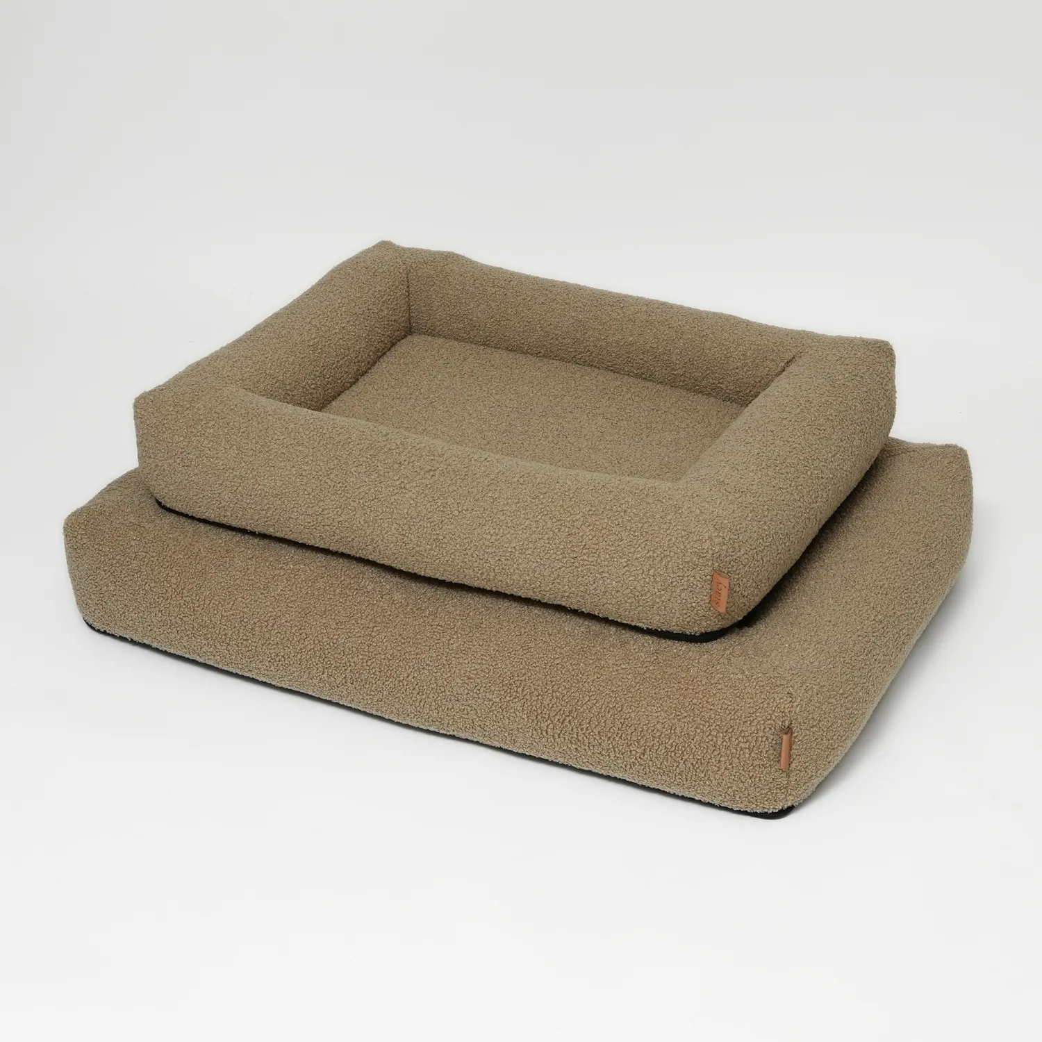 Staey Karla Hundeseng Oat Bouclé Ortopædisk Memory Foam