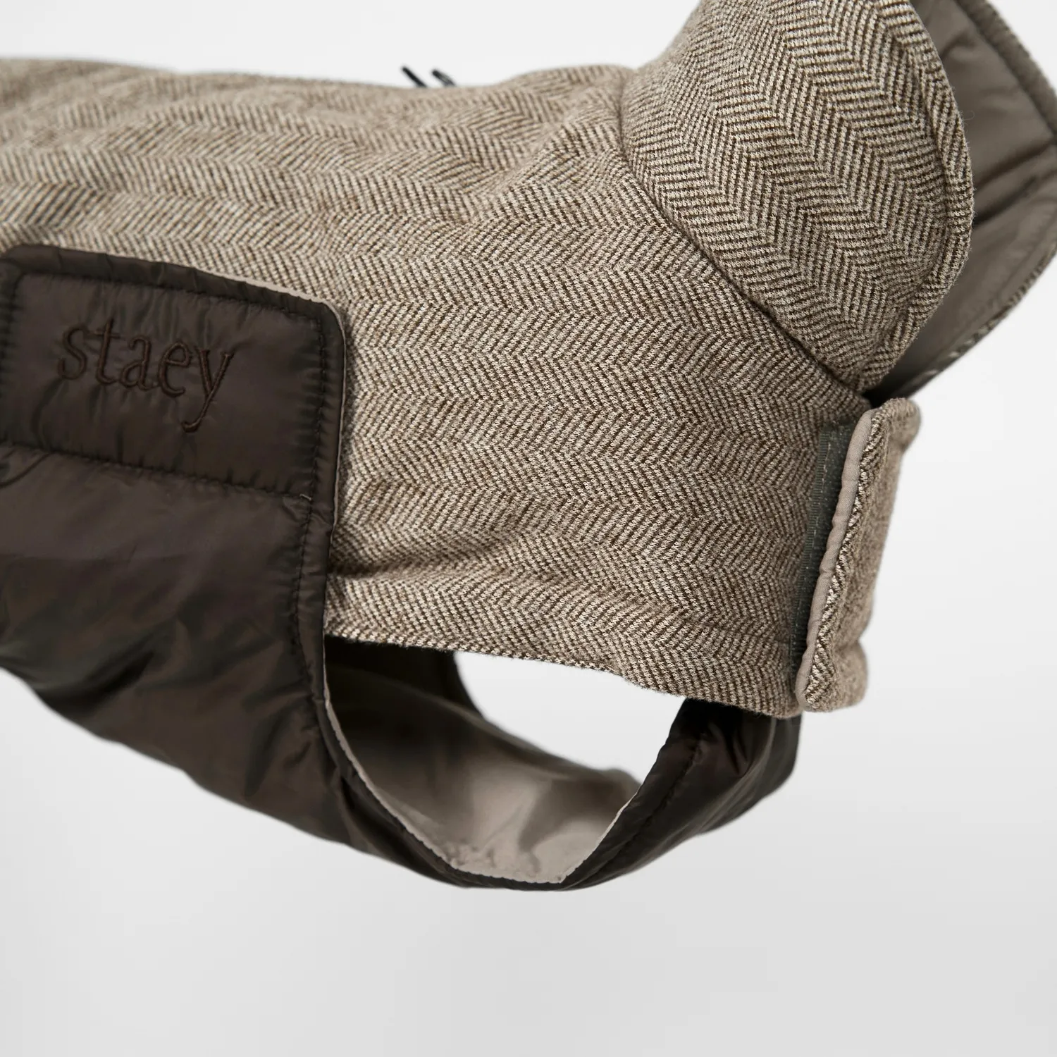Staey Nora hundefrakke herringbone mocca overgang