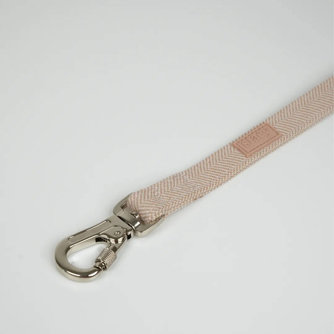 Staey Elma hundesnor Light Rose medium 152 cm