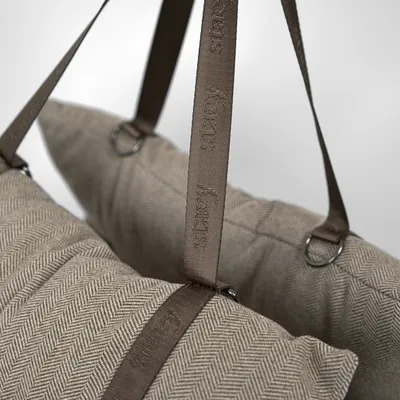 Staey Thea bilsæde 3-i-1 Herringbone Mocca 16 kg