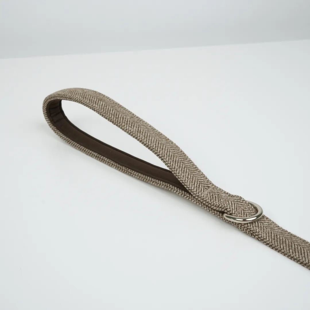 Staey Elma hundesnor mocca 152 cm rustfri