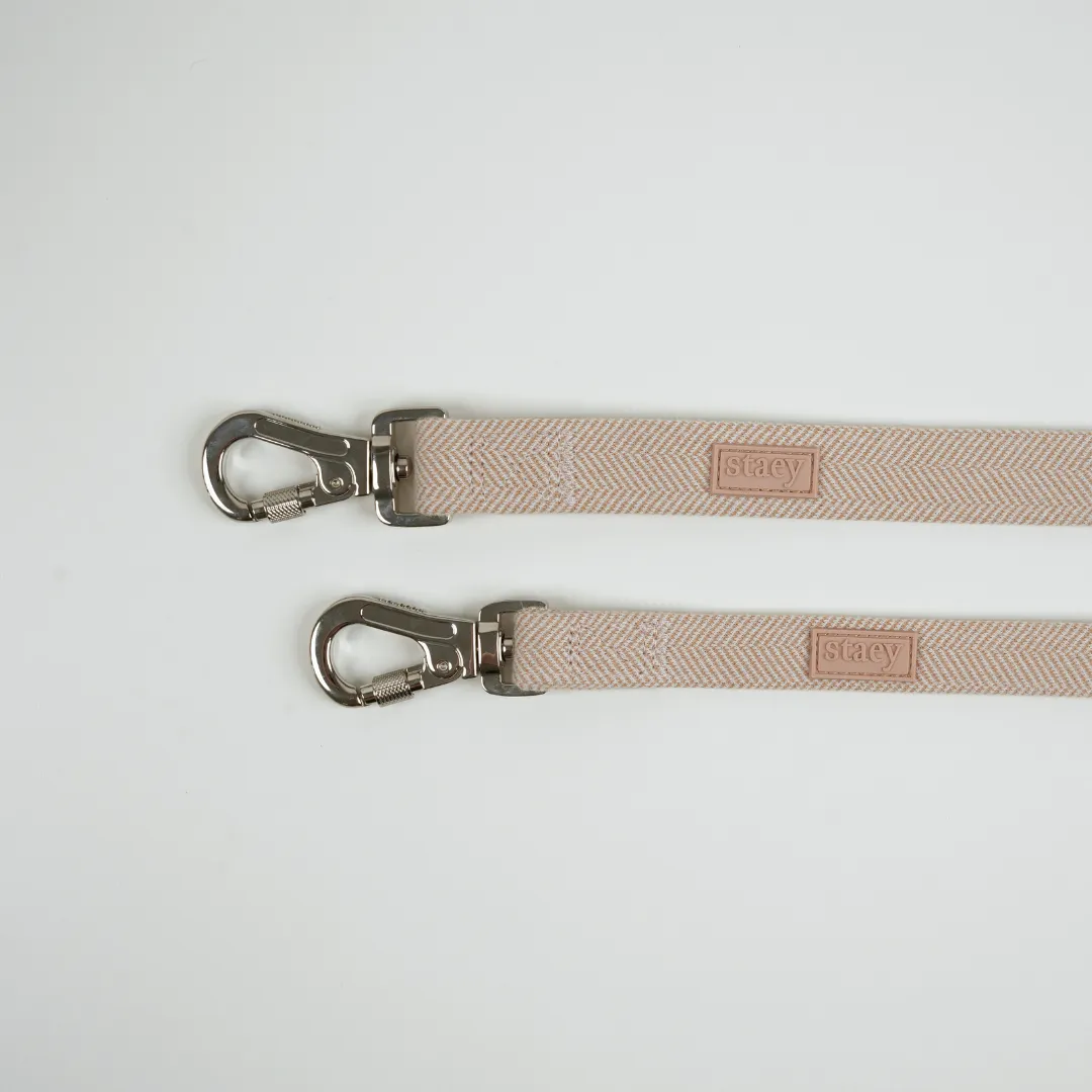 Staey Elma hundesnor Light Rose medium 152 cm