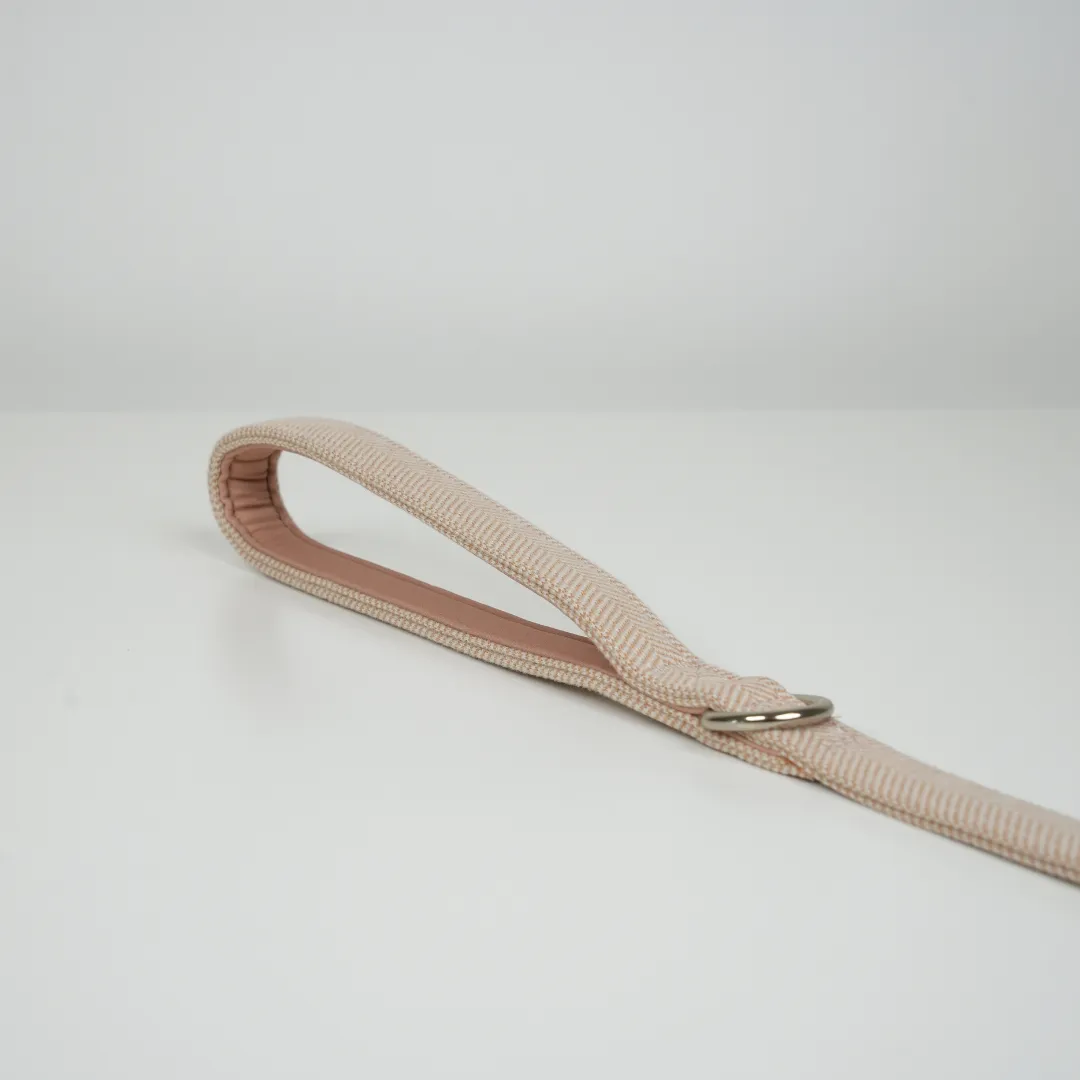 Staey Elma hundesnor Light Rose medium 152 cm
