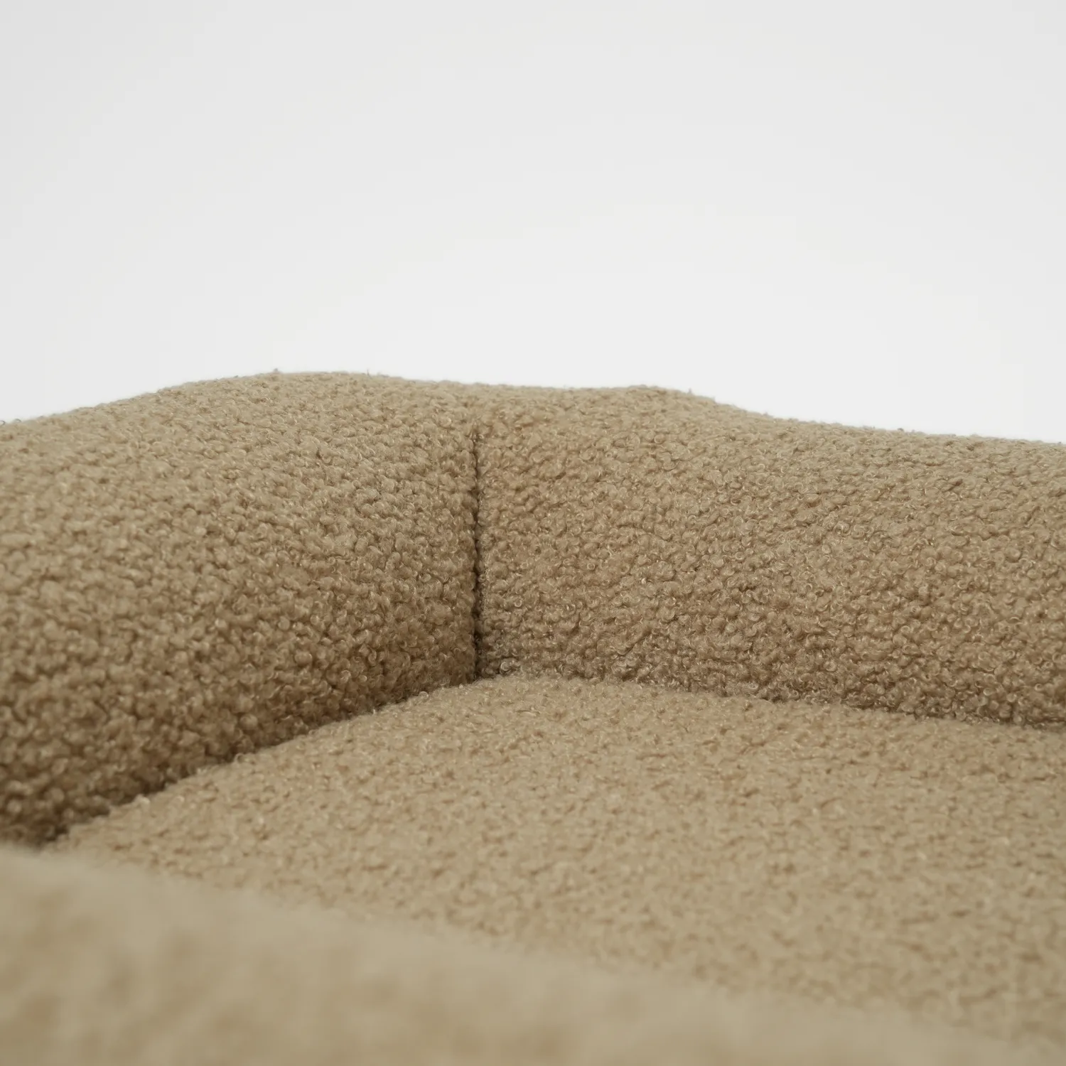 Staey Karla Hundeseng Oat Bouclé Ortopædisk Memory Foam