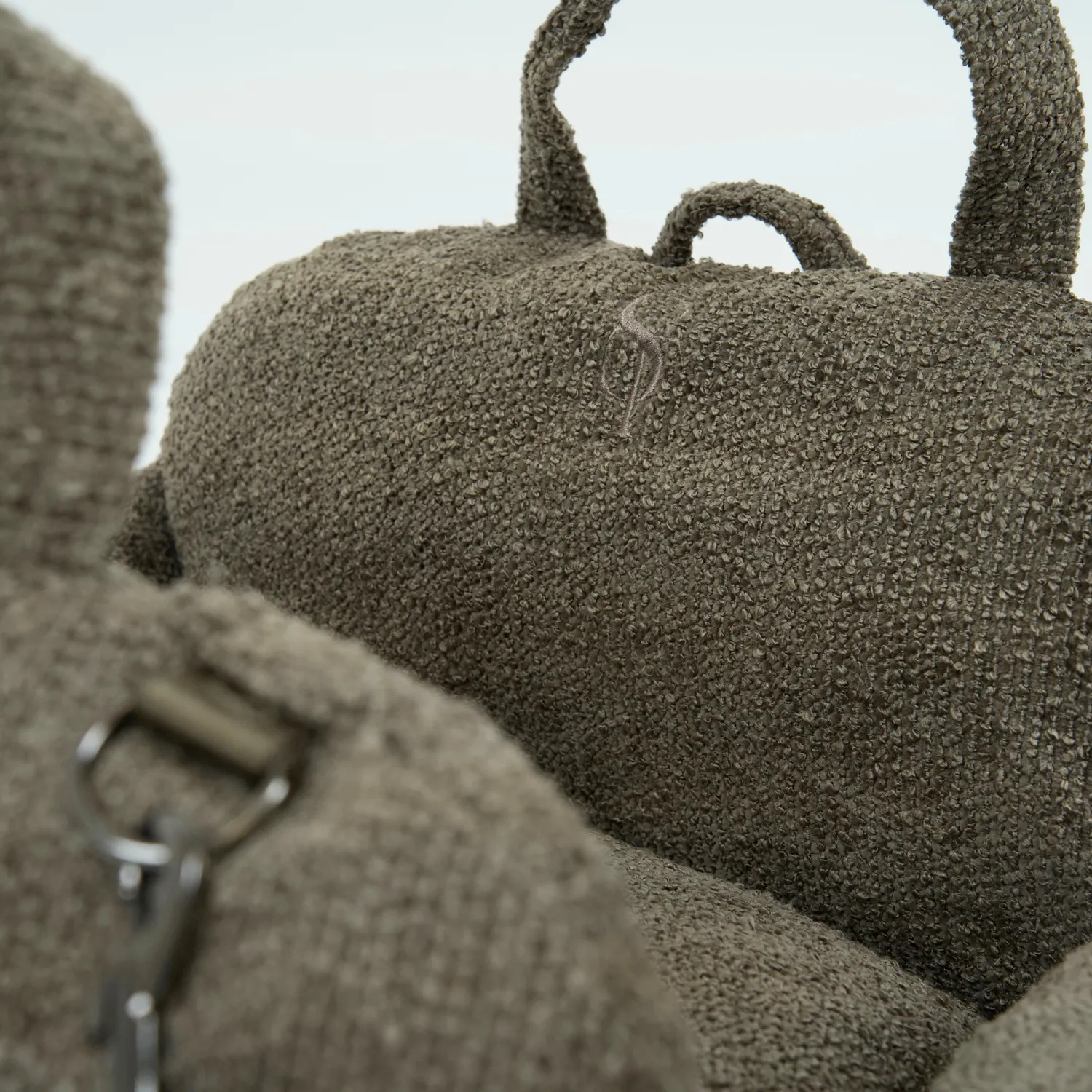 Staey Tova 2-i-1 bilsæde chestnut bouclé
