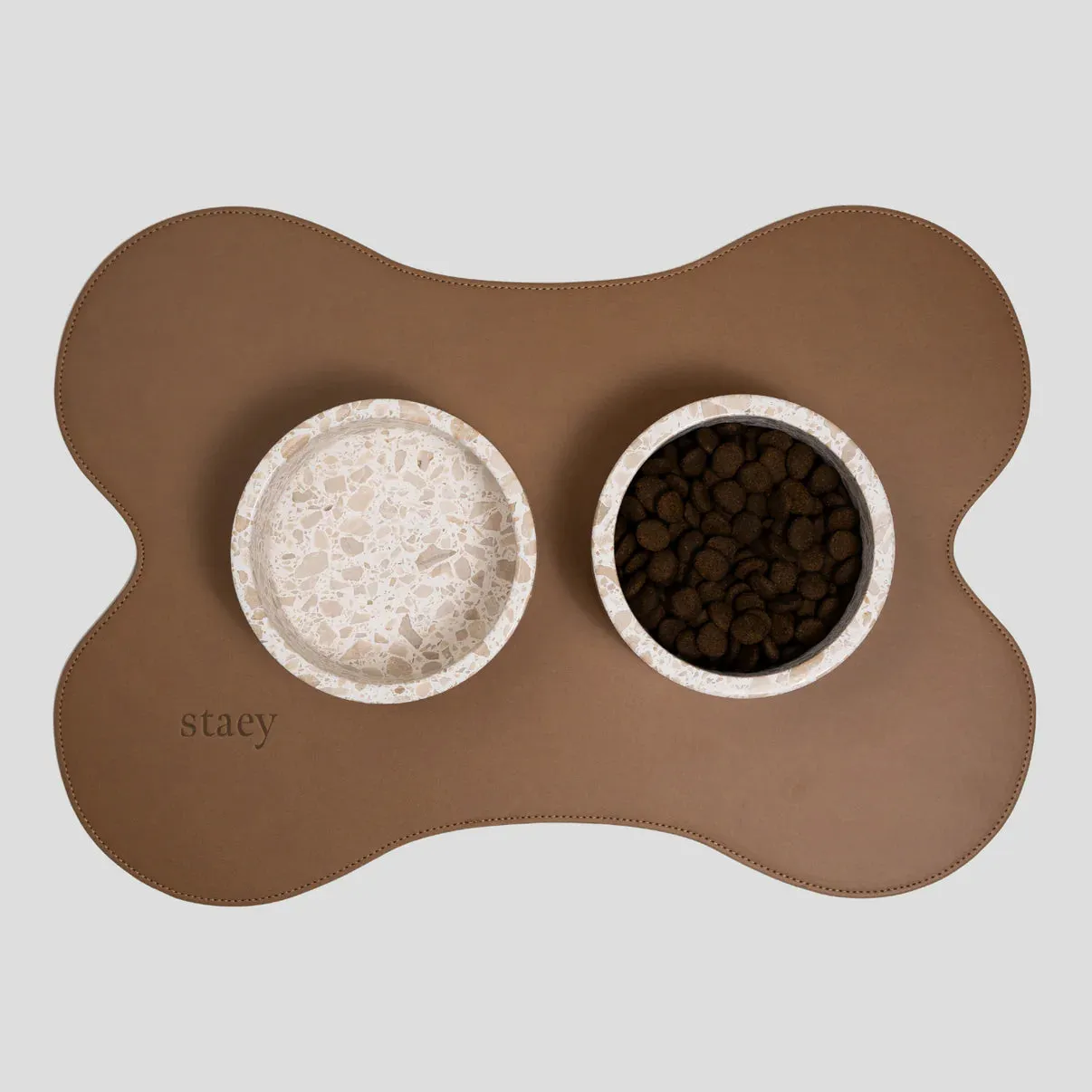 Staey Alva skålunderlag Cappuccino vegansk læder