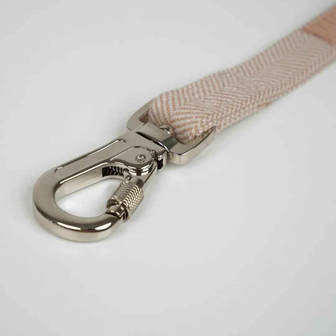 Staey Elma hundesnor Light Rose medium 152 cm