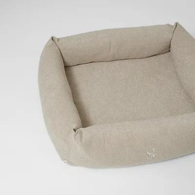 Staey Vera hundeseng Oat Bouclé memory foam