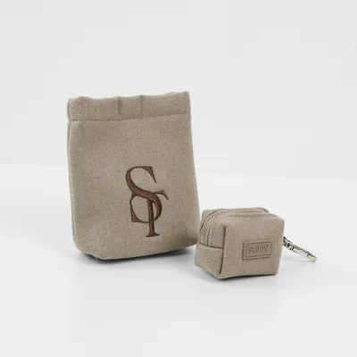 Staey Elma poseholder Sand med karabin