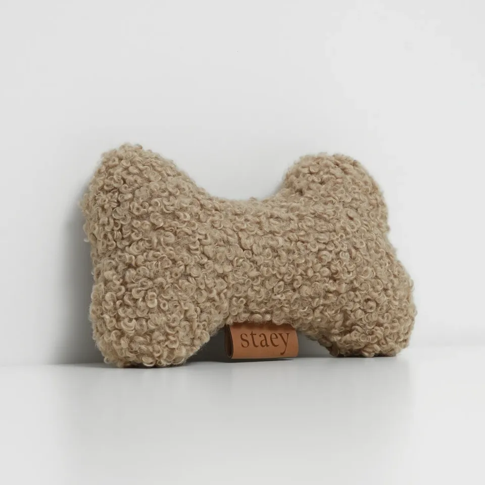 Staey legetøjsknogle Sand Curly vaskbar