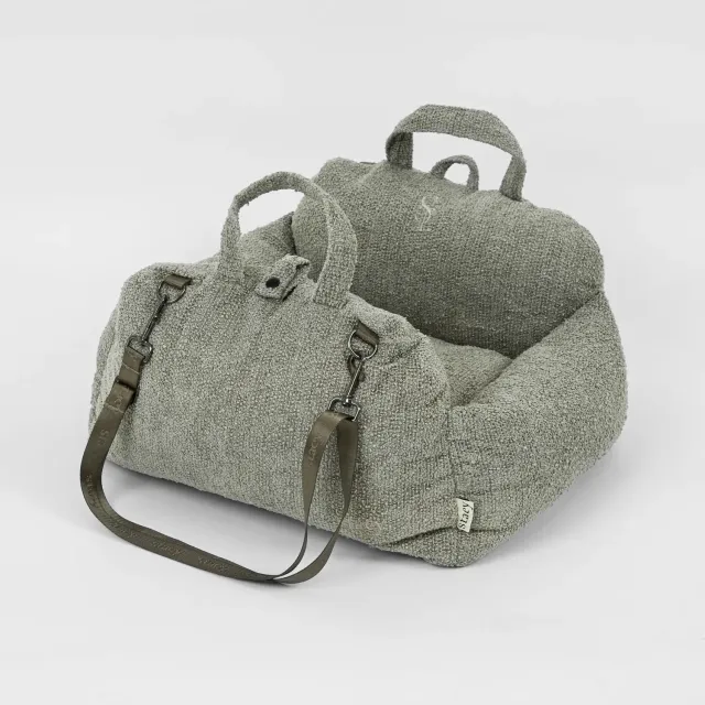 Staey Tova 2-i-1 autostol Oat Bouclé blød